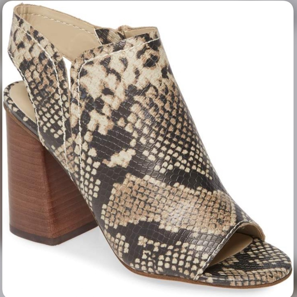 Treasure & Bond | Hayley Snakeskin Block Heel Sandals Size 9M